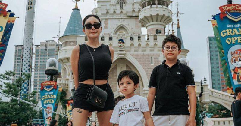 Instagram.com/nikitamirzanimawardi_172